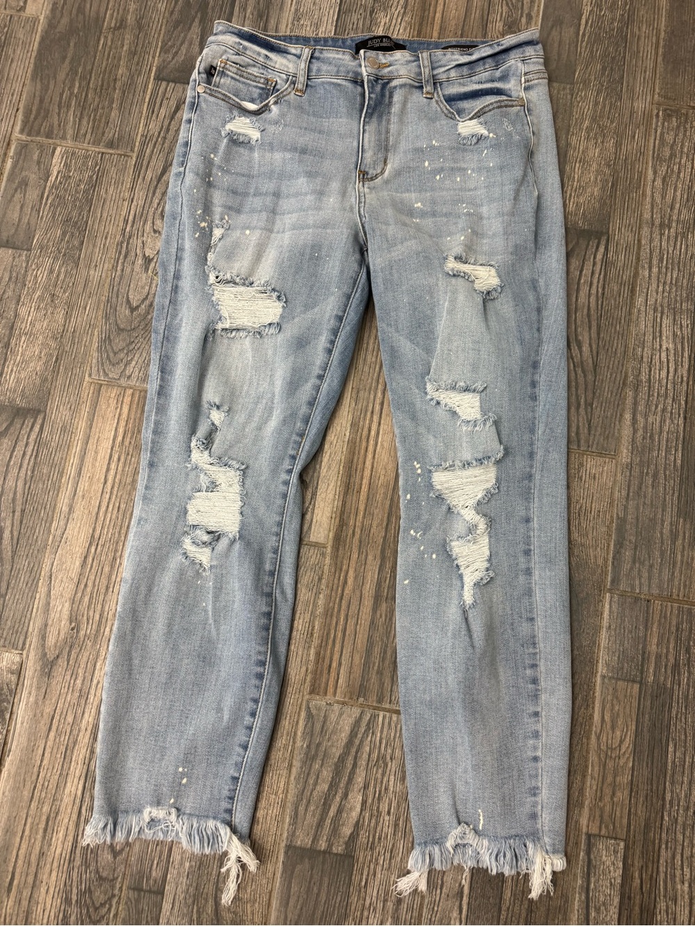 Judy Blue Boyfriend Fit paint splatter distressed Jeans - size 13/31